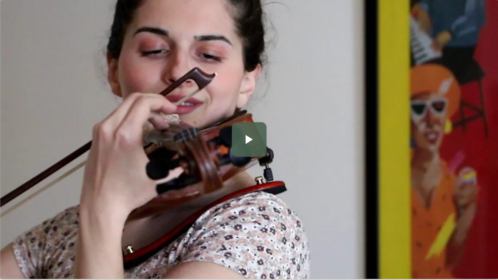 Stella Pavlaki performing on the violin
